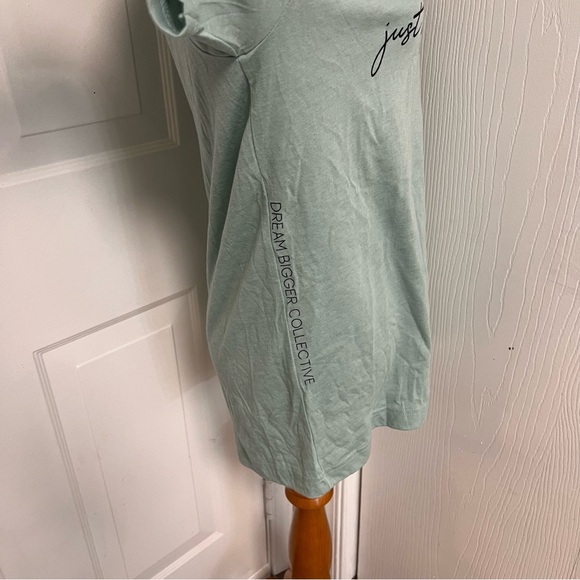 Monat Tee Shirt B2 - Picture 4 of 6